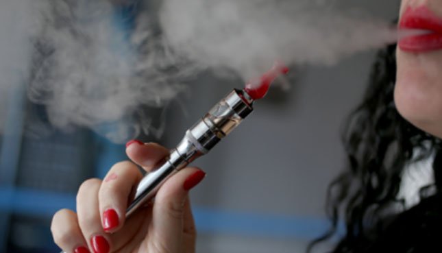 UK says to use e-cigarettes