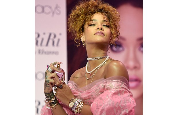 Rihanna Fragrance launch crashed