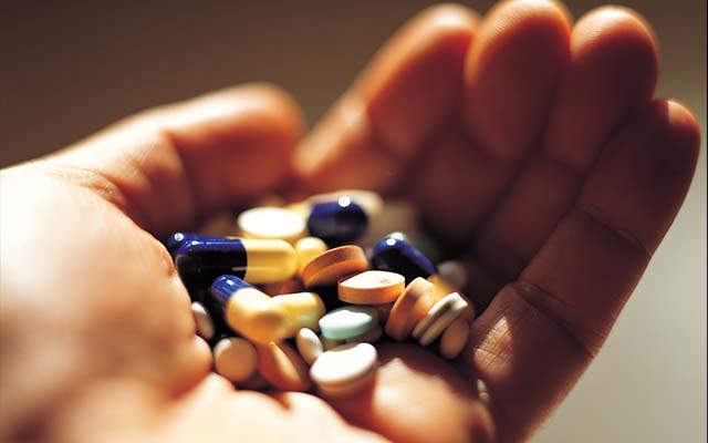 Kerala government considered to setting up a de- addiction institute