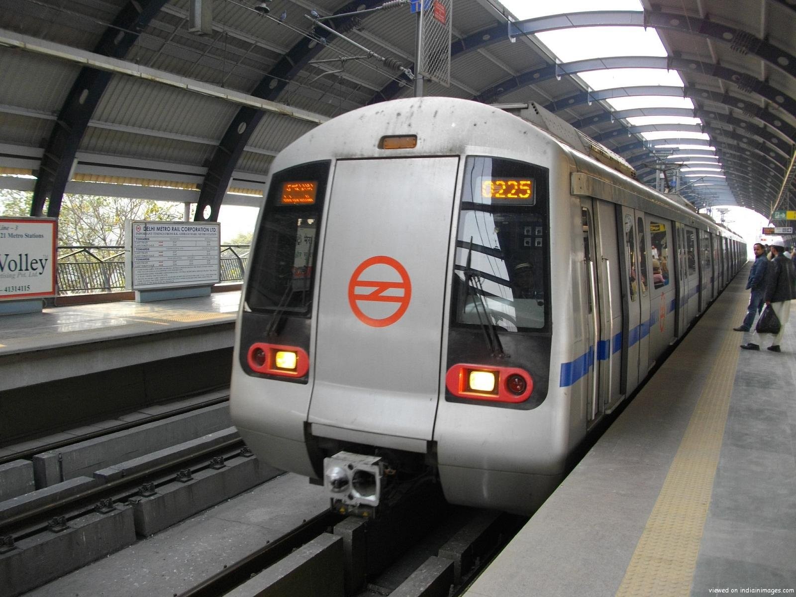 Noida will get two more Metros!