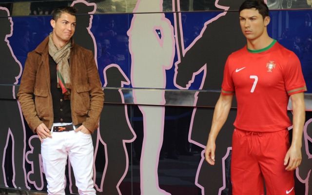 Narcissistic Ronaldo can’t get enough of himself!