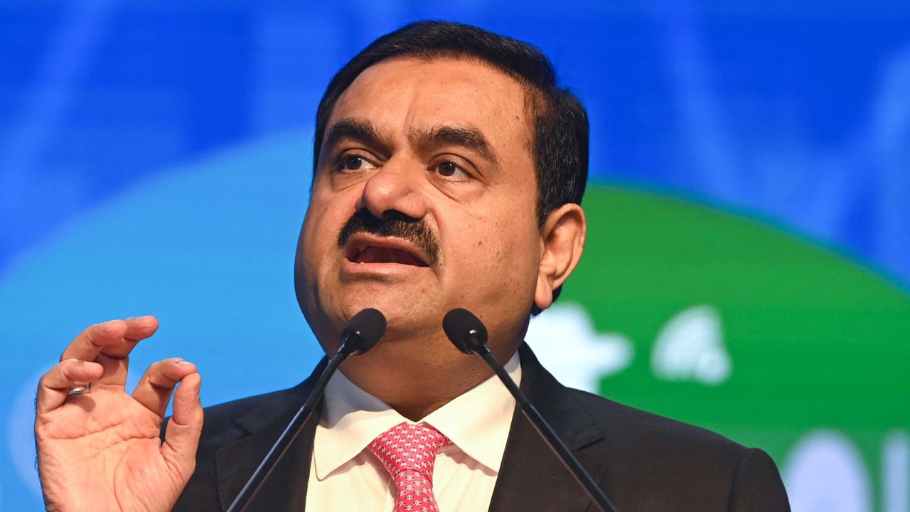 Adani Shares Soar: A ₹8,66,000,00,00,000 Profit in Half an Hour?