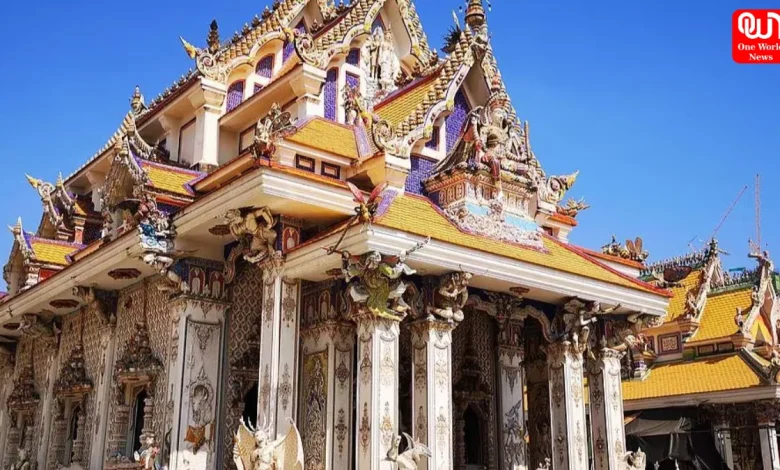 David Beckham, Mickey Mouse and Superman in a Temple