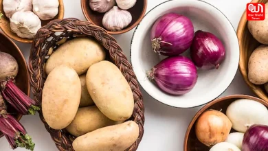 store potatoes and onions together